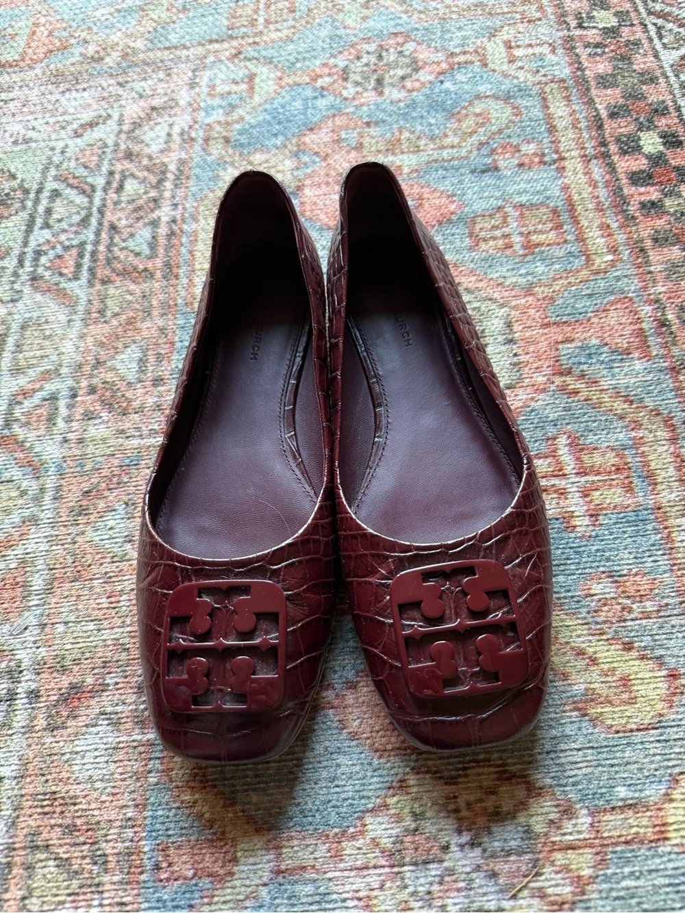 Tory Burch Georgia Croc-Embossed Leather Ballet Flats - Burgundy